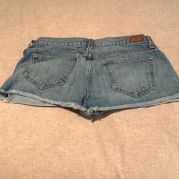 Joie denim cutoffs - Picture 4 of 4